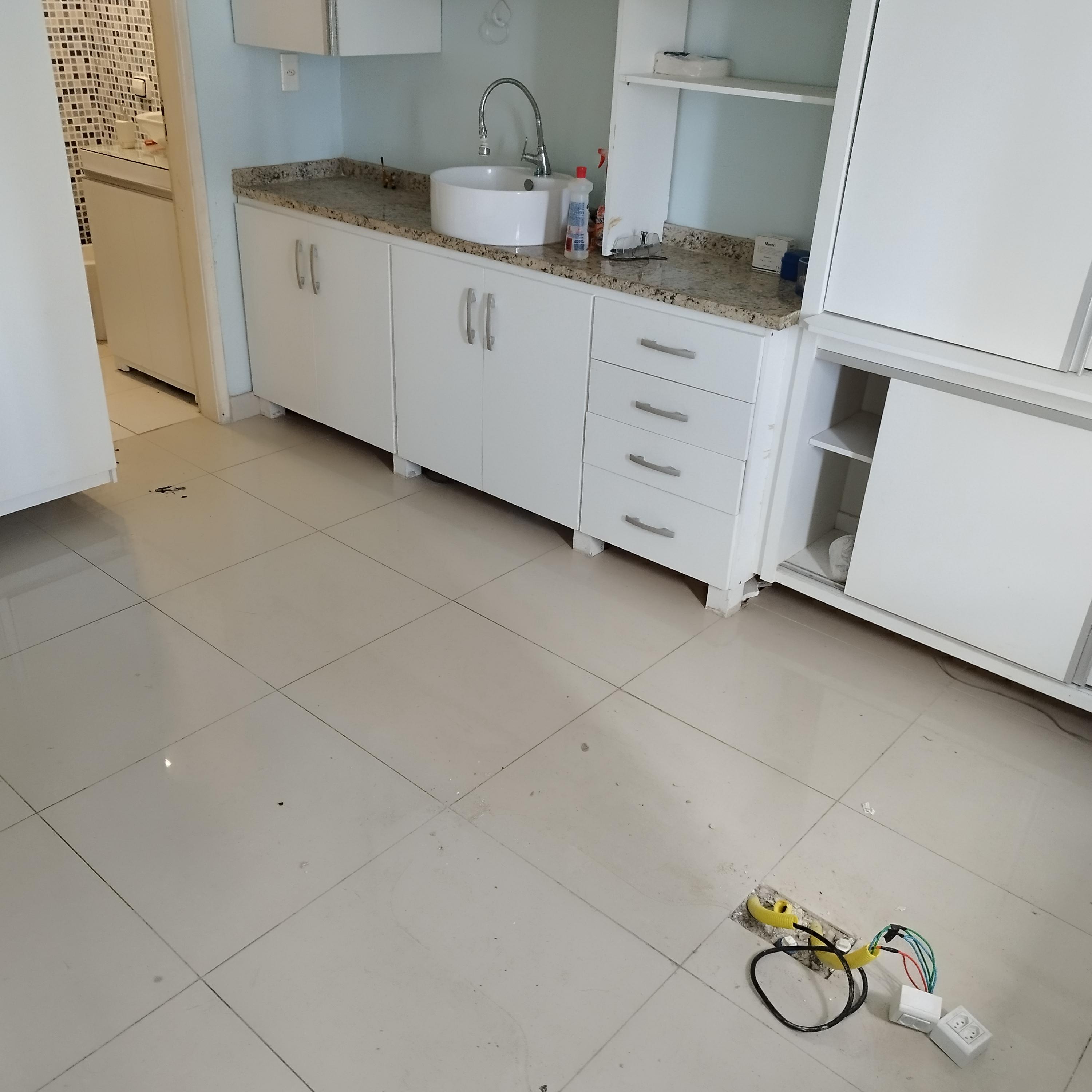 SALA COMERCIAL NO CENTRO DO RECIFE 1753 FONE 81 999602120